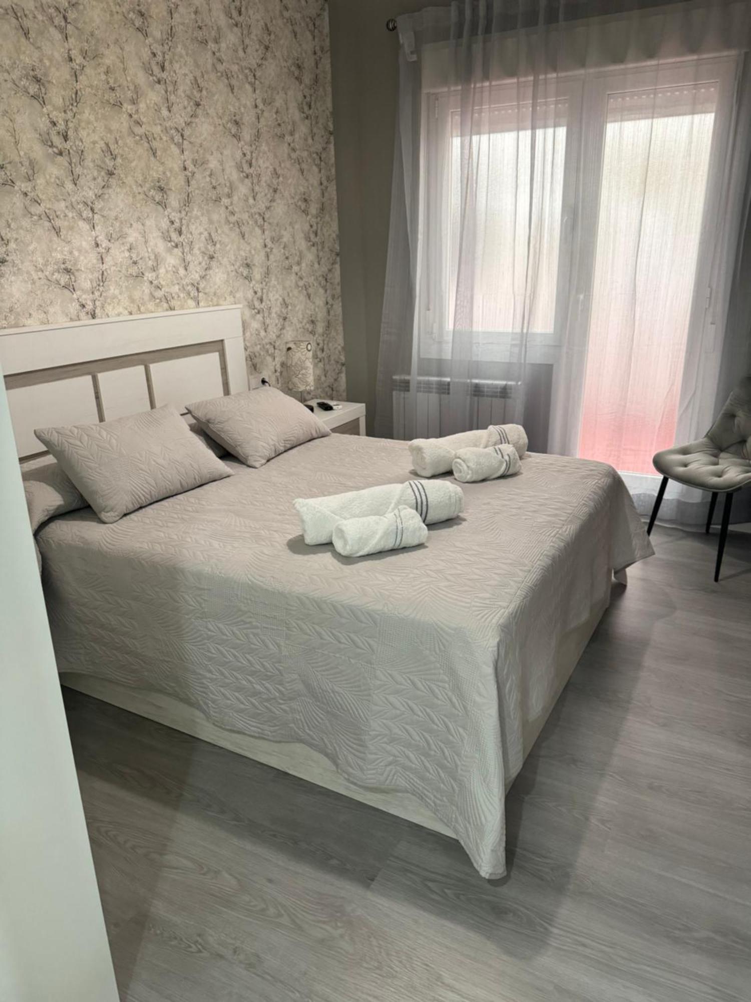 Logrono Centro A Estrenar Wifi Impecable Apartman Kültér fotó